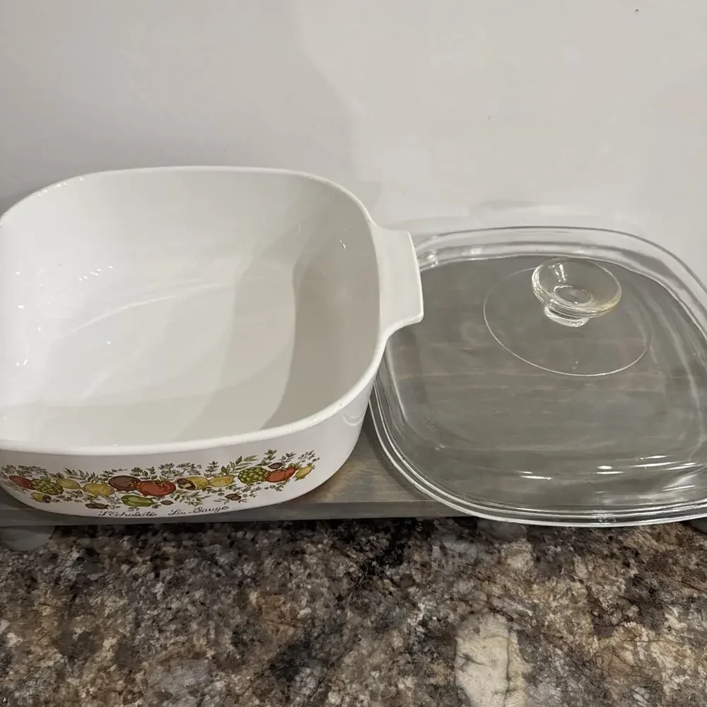 VTG Corning Ware Casserole Dish 4 Quart A-84-B Spice of Life L’Echalote La Sauge